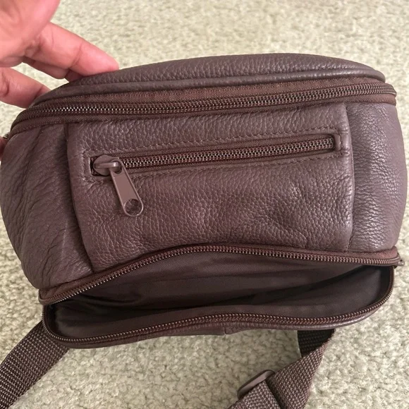Vintage Wilson’s Genuine Leather Fanny Pack Belt Bag Brown NEW - Picture 8 of 10